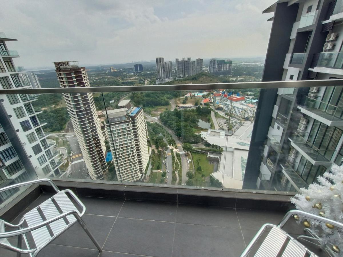Medini D'Pristine, 3 Min Walk To Legoland, Netflix By Hint Homestay Nusajaya  Exterior photo